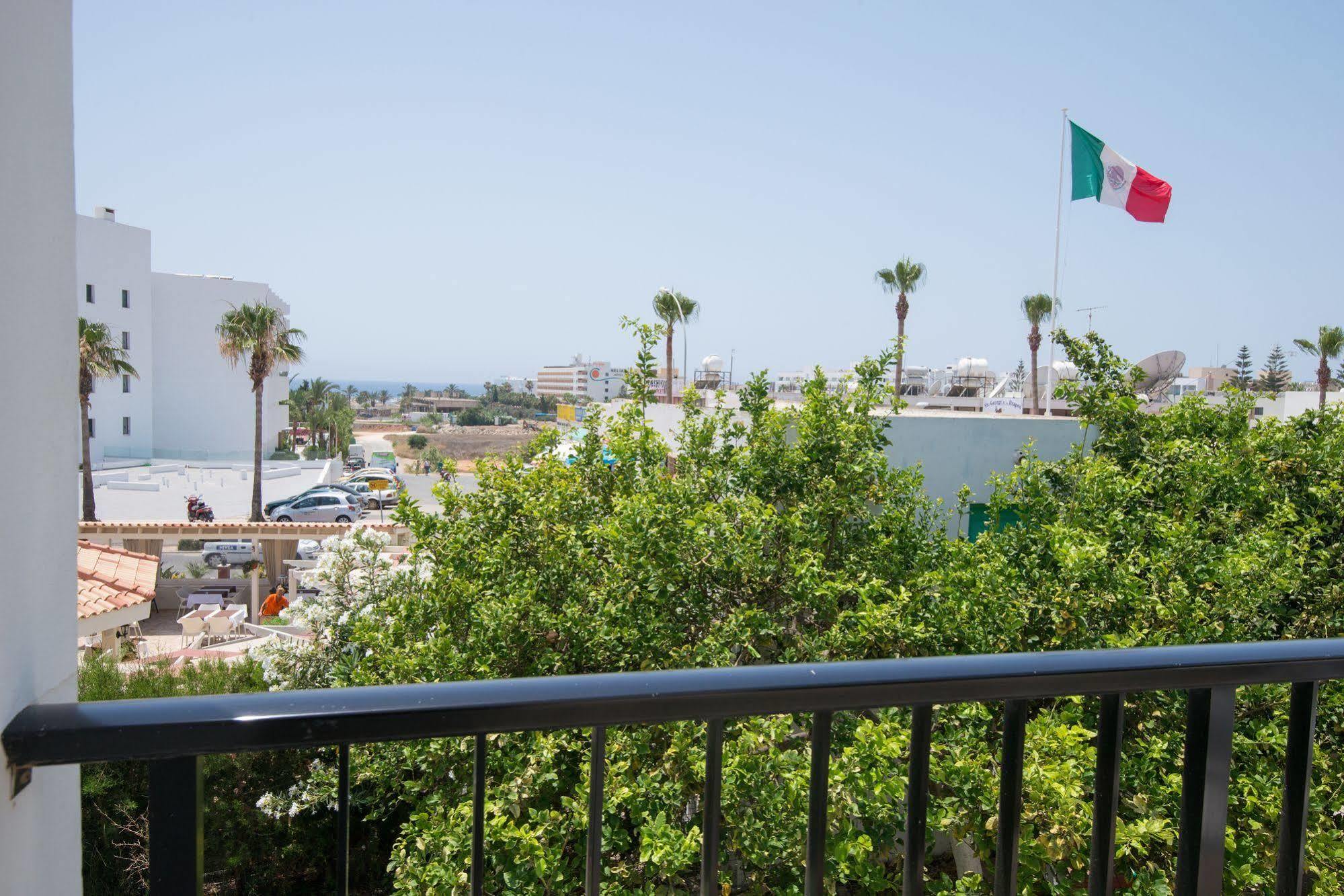 Kkaras Hotel 3 Star Ayia Napa Eksteriør billede