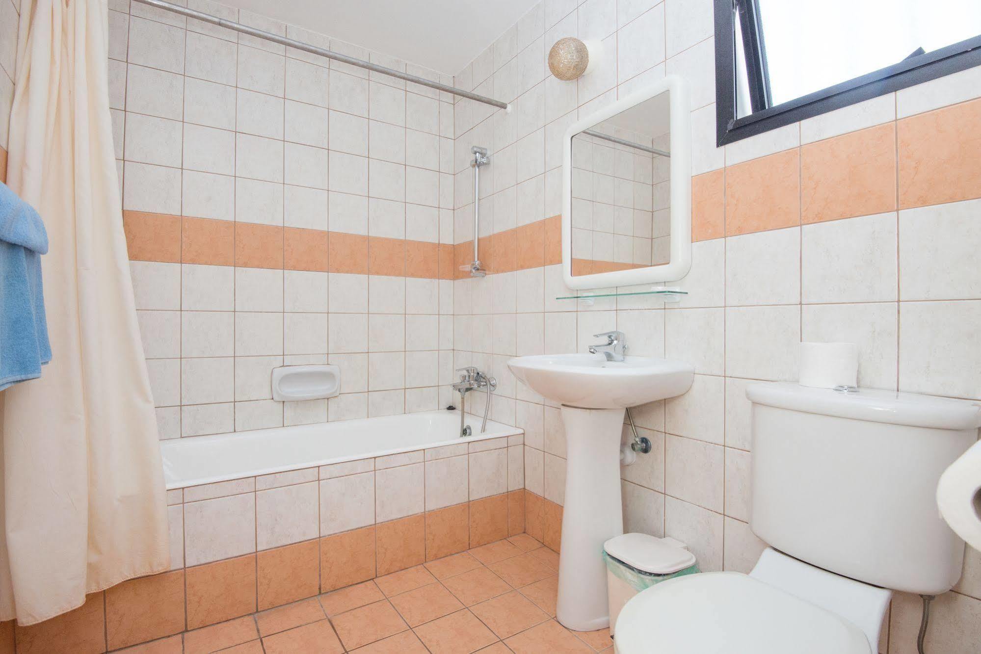 Kkaras Hotel 3 Star Ayia Napa Eksteriør billede