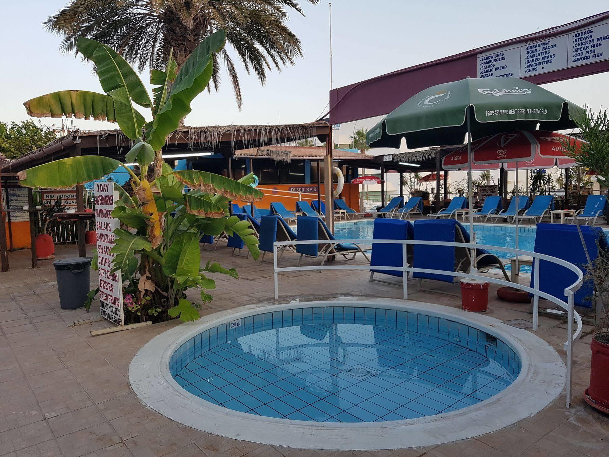 Kkaras Hotel 3 Star Ayia Napa Eksteriør billede