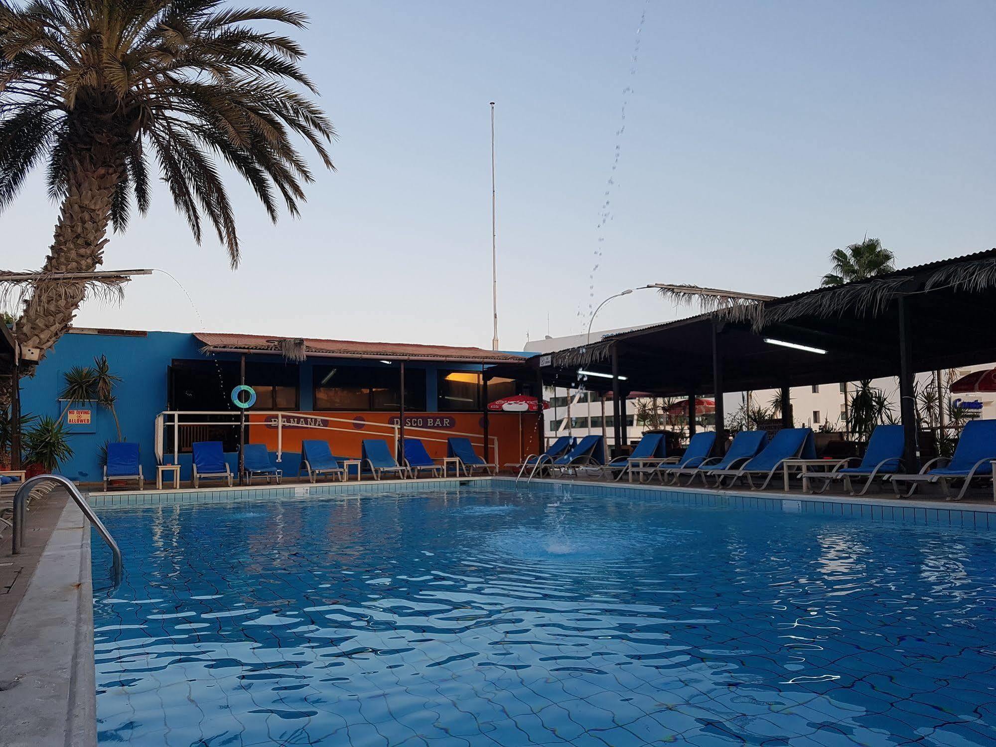 Kkaras Hotel 3 Star Ayia Napa Eksteriør billede
